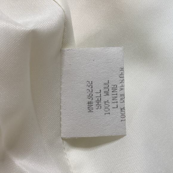 J. Gallery Contrast Trim Blazer - Picture 6 of 7